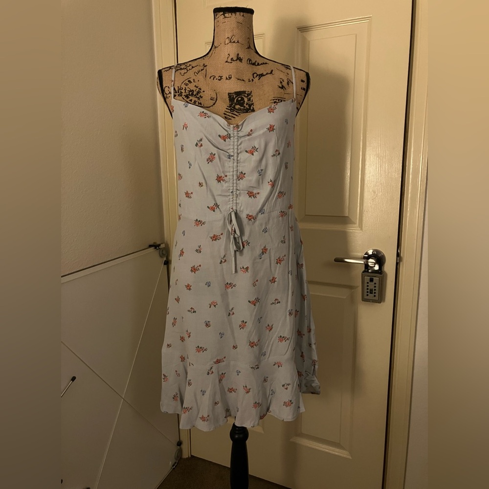 Warehouse Light Gray blue Floral print strappy ruffle hem Dress 10 12 14 Large